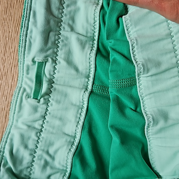 Lululemon skirt - Picture 4 of 9